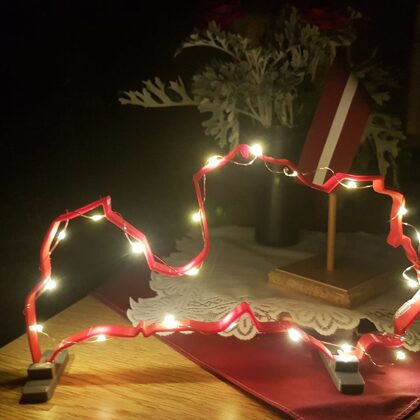 DEKORI AR LED ELEMENTIEM